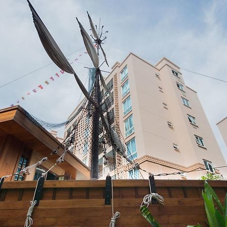 Atlantis Pattaya High Service Jomtien Beach Zewnętrze zdjęcie