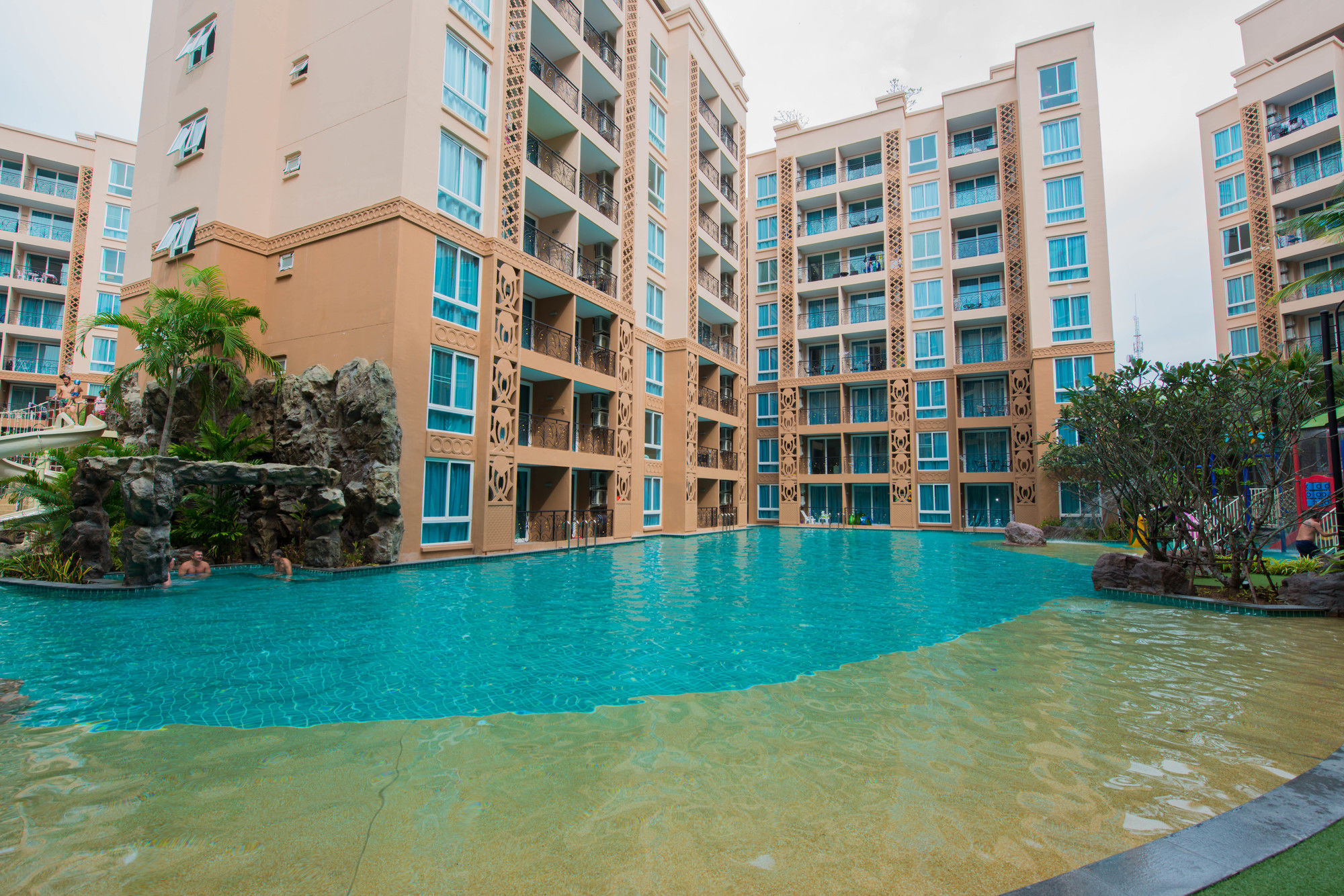 Atlantis Pattaya High Service Jomtien Beach Zewnętrze zdjęcie