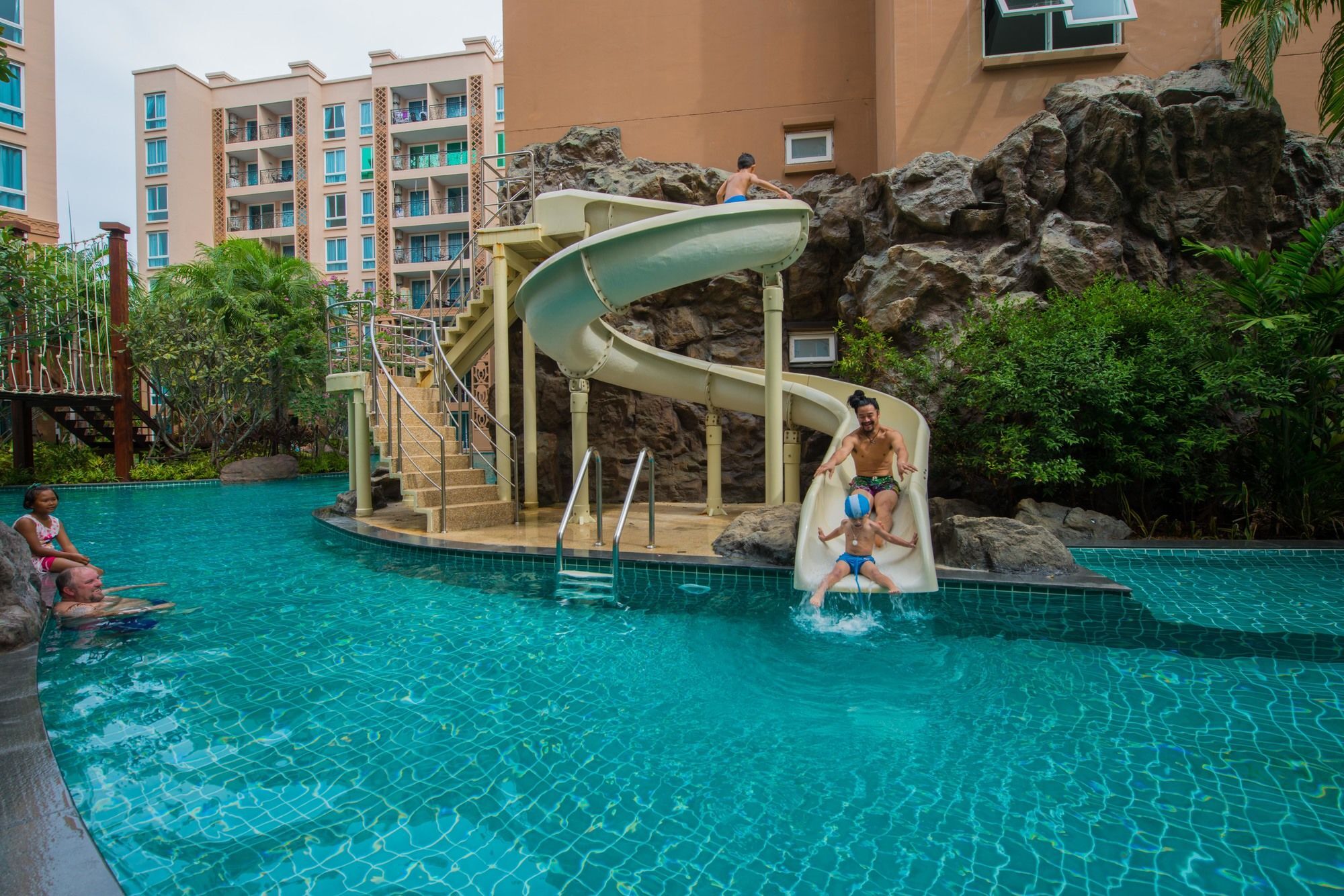 Atlantis Pattaya High Service Jomtien Beach Zewnętrze zdjęcie